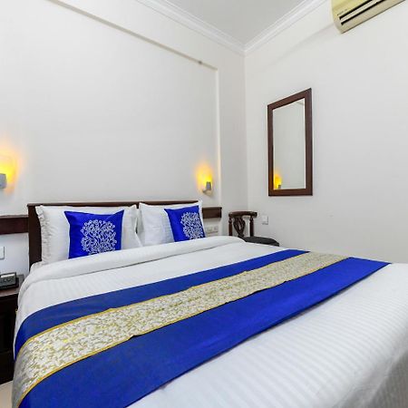 Oyo 11309 Hotel Green Land Residency Kochi Exterior foto