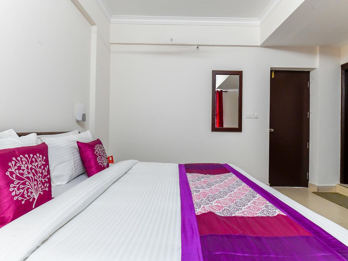 Oyo 11309 Hotel Green Land Residency Kochi Exterior foto
