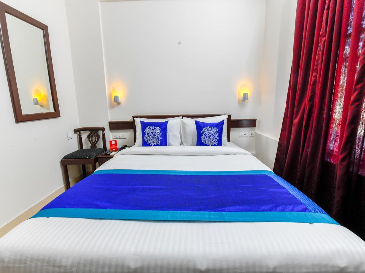 Oyo 11309 Hotel Green Land Residency Kochi Exterior foto